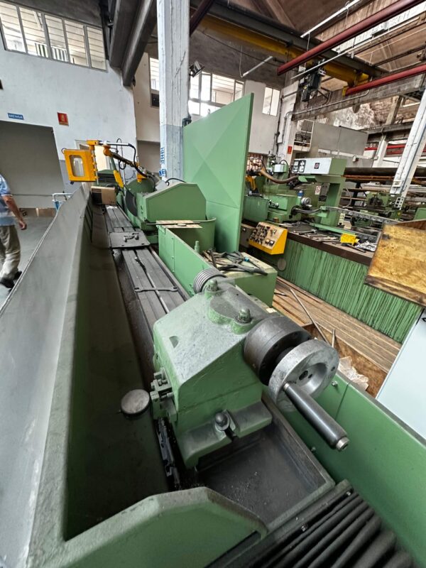Gebrauchte Außen-Rundschleifmaschine ZOCCA RU 4000-3MATIC