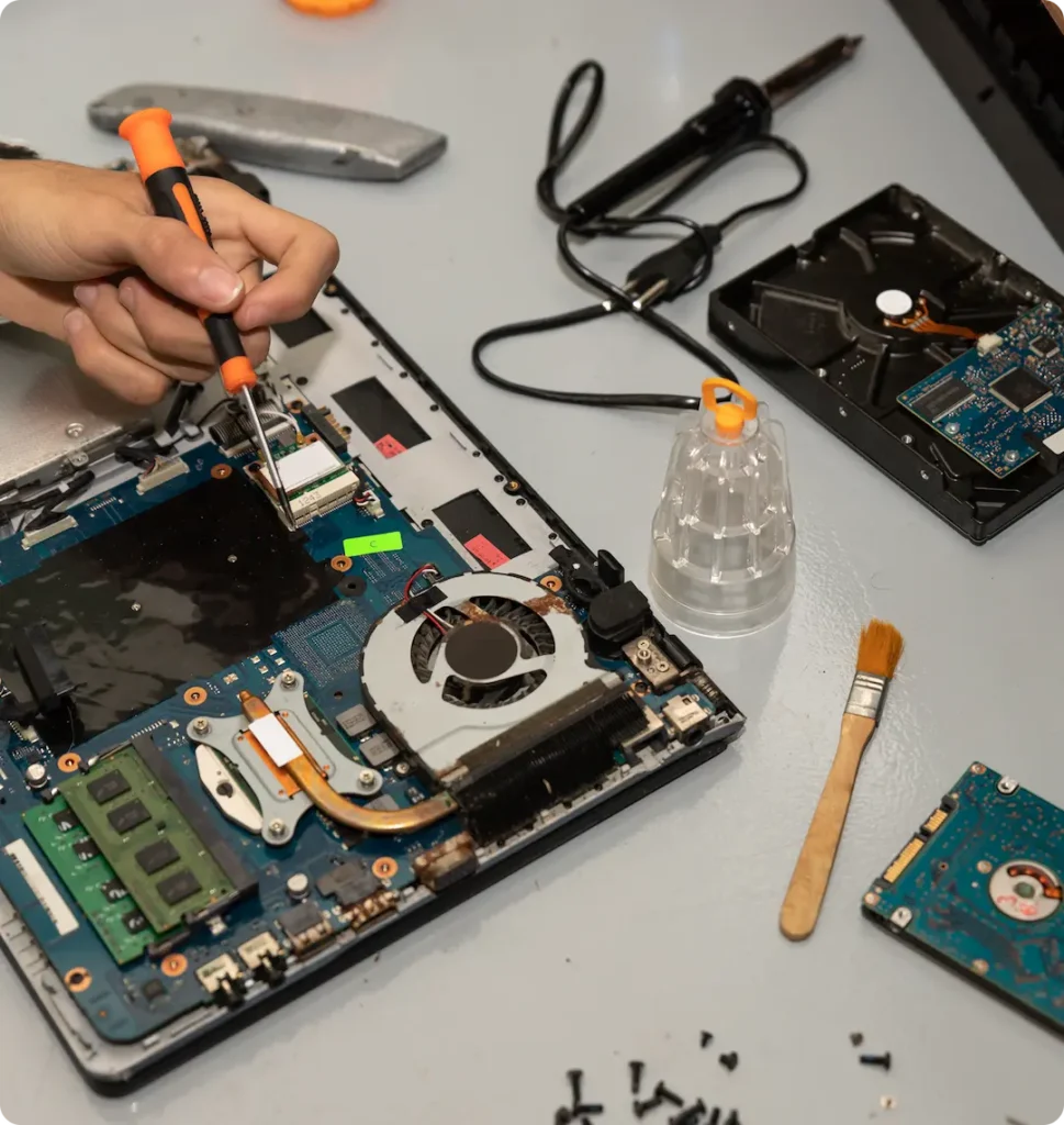 Professional repairing computer in Bronx, NY